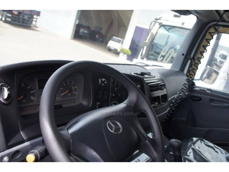 MERCEDES-BENZ - ATEGO 2425 - 2009/2009 - Branca - Sob Consulta