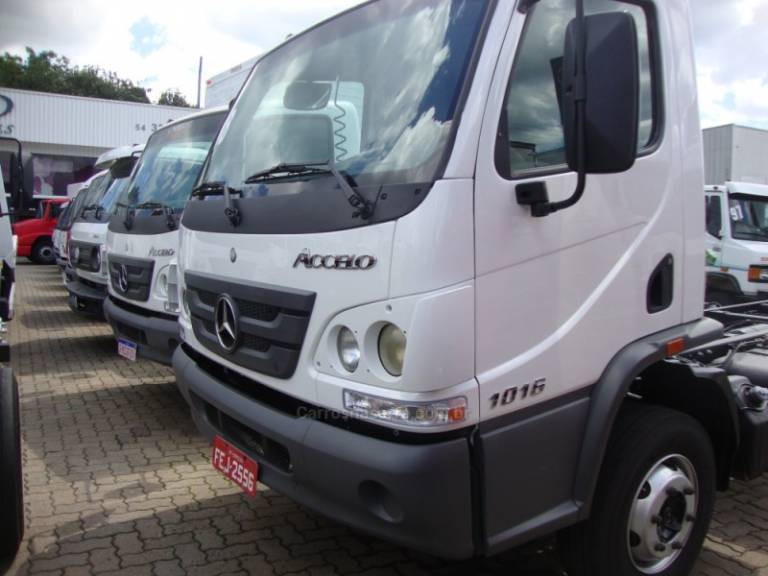 MERCEDES-BENZ - ACCELO 1016 - 2017/2018 - Branca - Sob Consulta