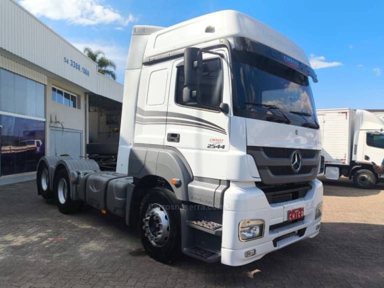 MERCEDES-BENZ - AXOR 2544 - 2019/2019 - Branca - Sob Consulta