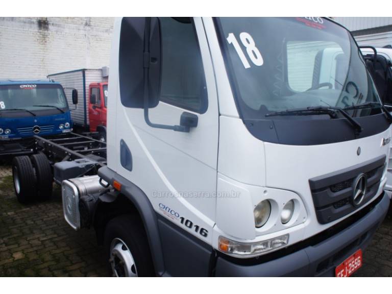 MERCEDES-BENZ - ACCELO 1016 - 2017/2018 - Branca - Sob Consulta
