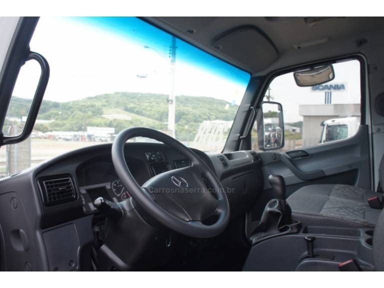 MERCEDES-BENZ - ACCELO 1016 - 2018/2018 - Branca - Sob Consulta