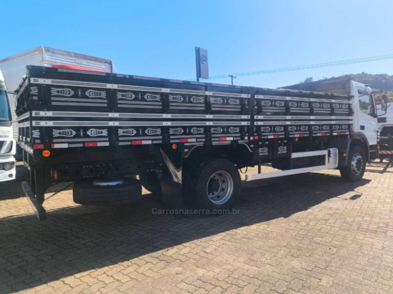 MERCEDES-BENZ - ATEGO 1719 - 2012/2012 - Branca - Sob Consulta