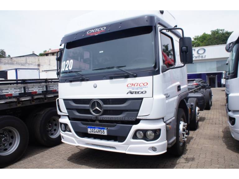 MERCEDES-BENZ - ATEGO 3030 - 2020/2020 - Branca - Sob Consulta