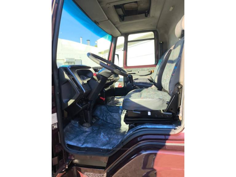 FORD - CARGO 816 - 2013/2013 - Vermelha - Sob Consulta