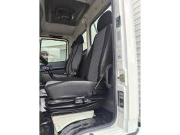 MERCEDES-BENZ - 1718 - 2009/2009 - Branca - Sob Consulta