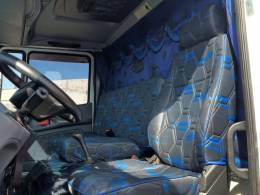 MERCEDES-BENZ - 1215 - 2000/2000 - Branca - Sob Consulta