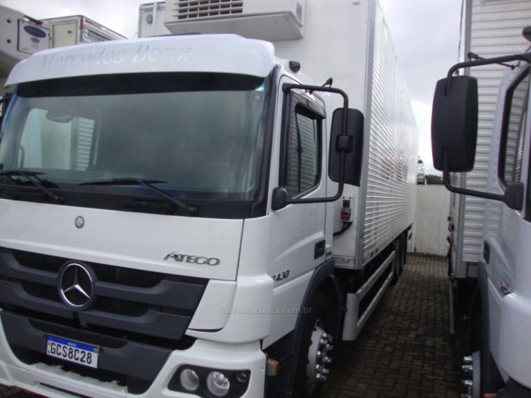 MERCEDES-BENZ - ATEGO 2430 - 2015/2016 - Branca - Sob Consulta