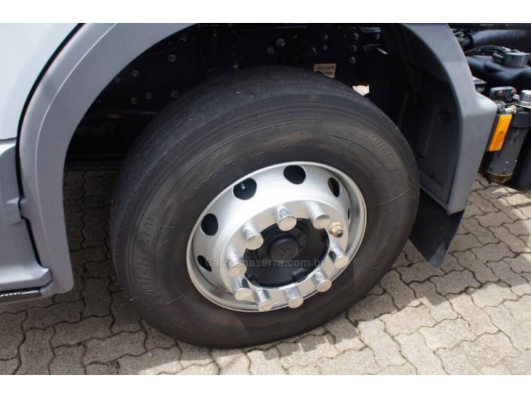 MERCEDES-BENZ - ATEGO 3030 - 2020/2020 - Branca - Sob Consulta