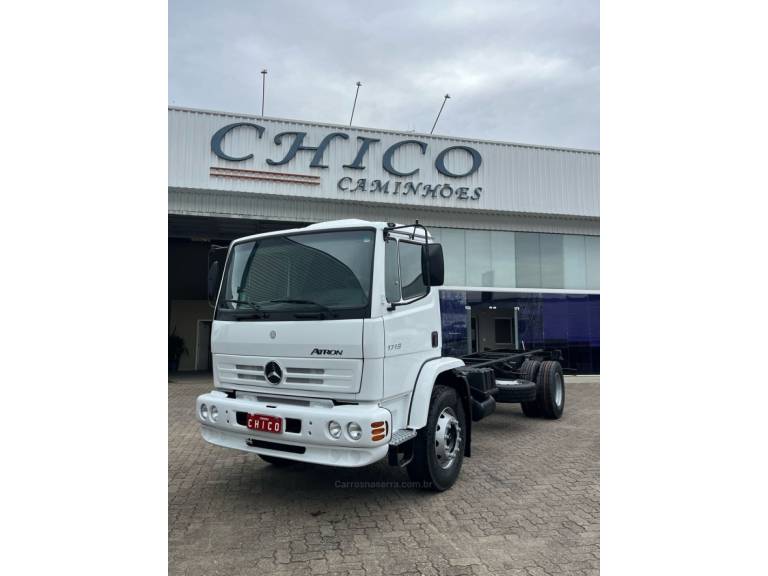 MERCEDES-BENZ - ATRON 1719 - 2013/2013 - Branca - Sob Consulta